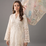 Off-White Textured Embroidered Kurta with Floral Printed Organza Dupatta