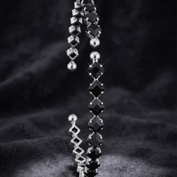 Orenoor Black Geometric Bracelet