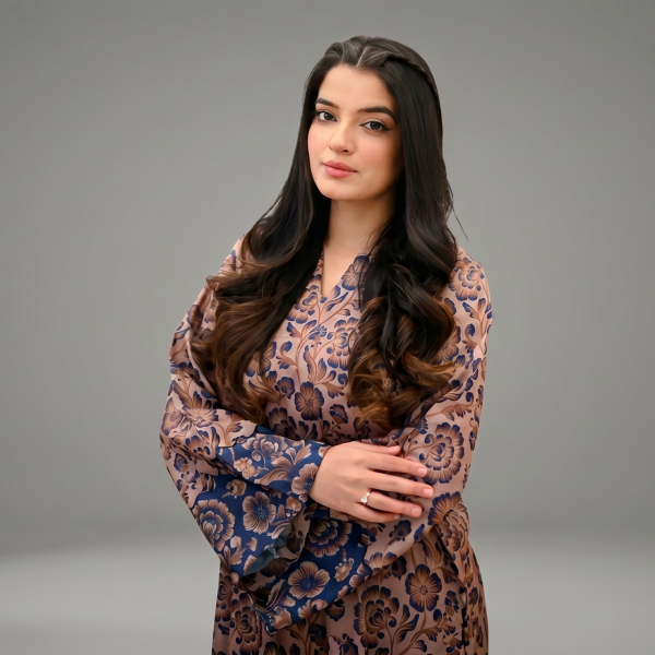 Sophisticated Floral Print Kurta with Contrasting Cuffs