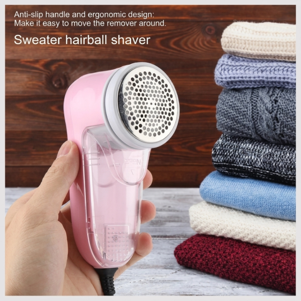Travel-Friendly Fabric Shaver with Replaceable Blade
