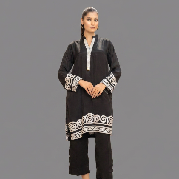 Noir Grecian Key Silk Set with Silver Border