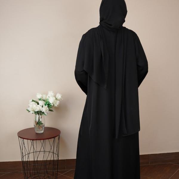 Two-Tone Piping Abaya